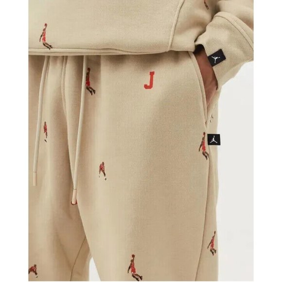 Jordan Essentials Holiday All Over Print Men's Fleece Pants Sweatpants Jogger - Picture 6 of 8